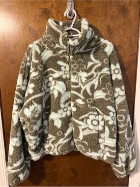 American Eagle Outfitters Olive Green and Light Blue Floral Sherpa Jacket